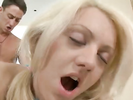 Sexy Blonde Loves Hard And Deep Doggystyle Sex